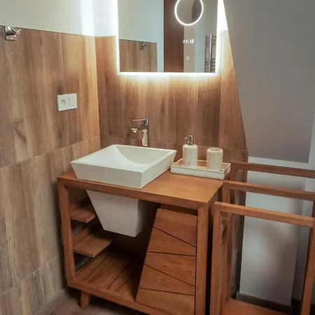 Apartment Rustikal Trstenice